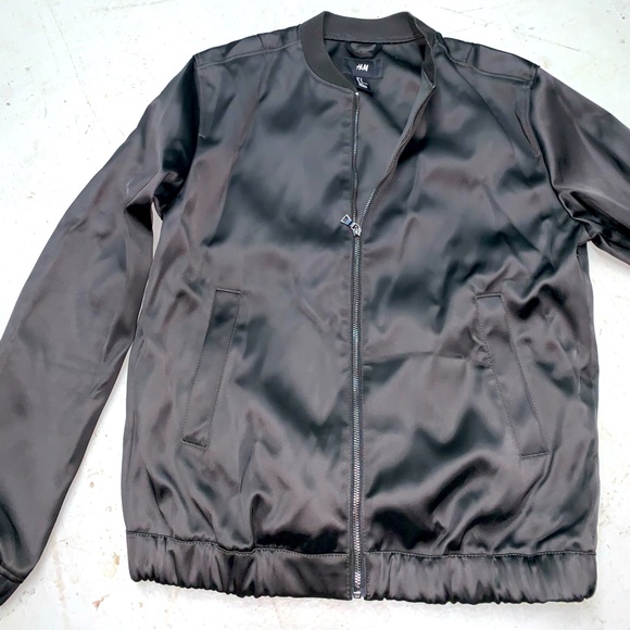 Men’s H&M satin bomber jacket in black. Size medium. - Picture 1 of 2